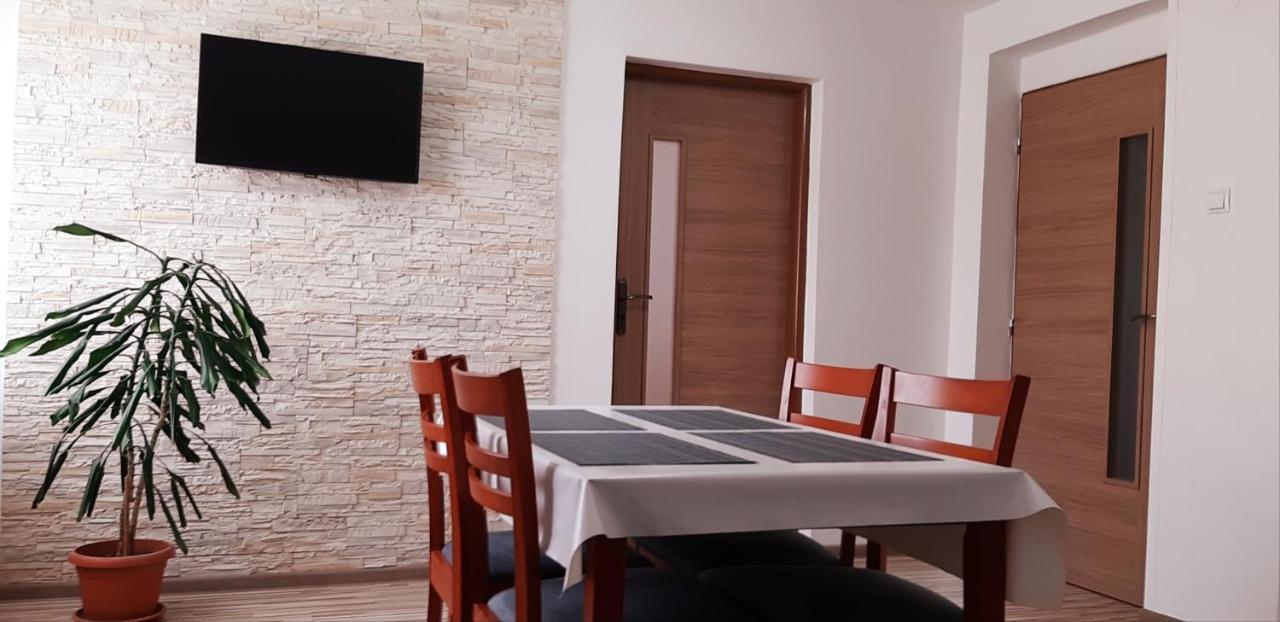 Apartmany Lucky 30 Εξωτερικό φωτογραφία